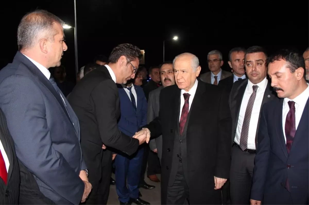 MHP Genel Başkanı Bahçeli Antalya\'da