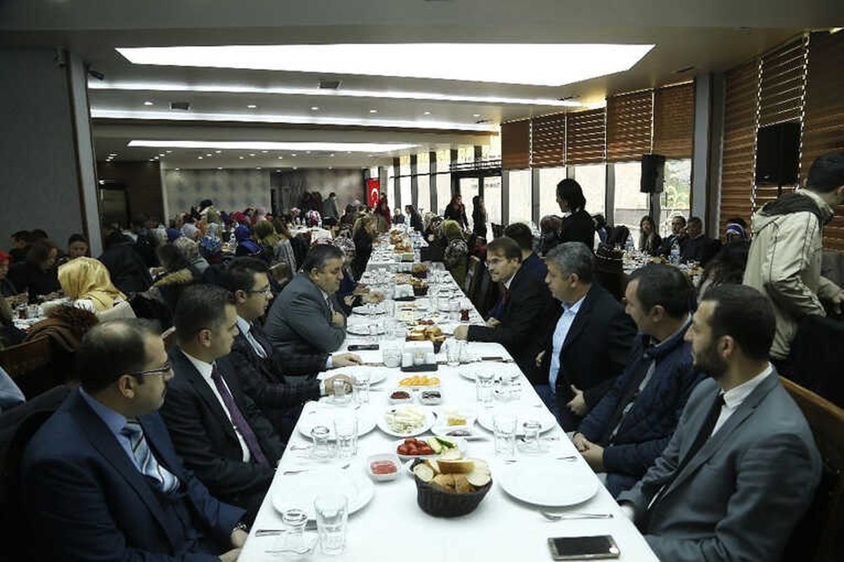 Öğretmenlik Gönül Mesleğidir