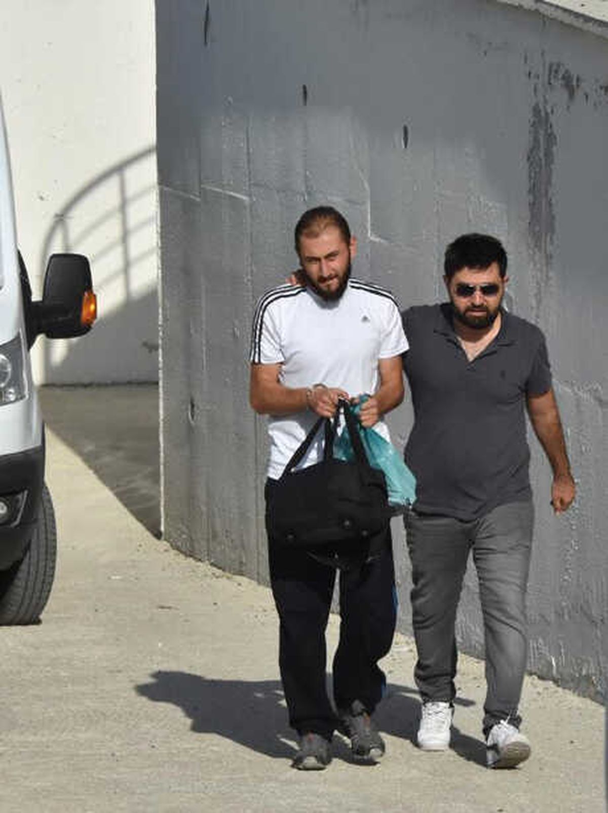 Öldürülen 5 Deaş\'lı Teröristle Bağlantılı Sanıklara Ceza Yağdı