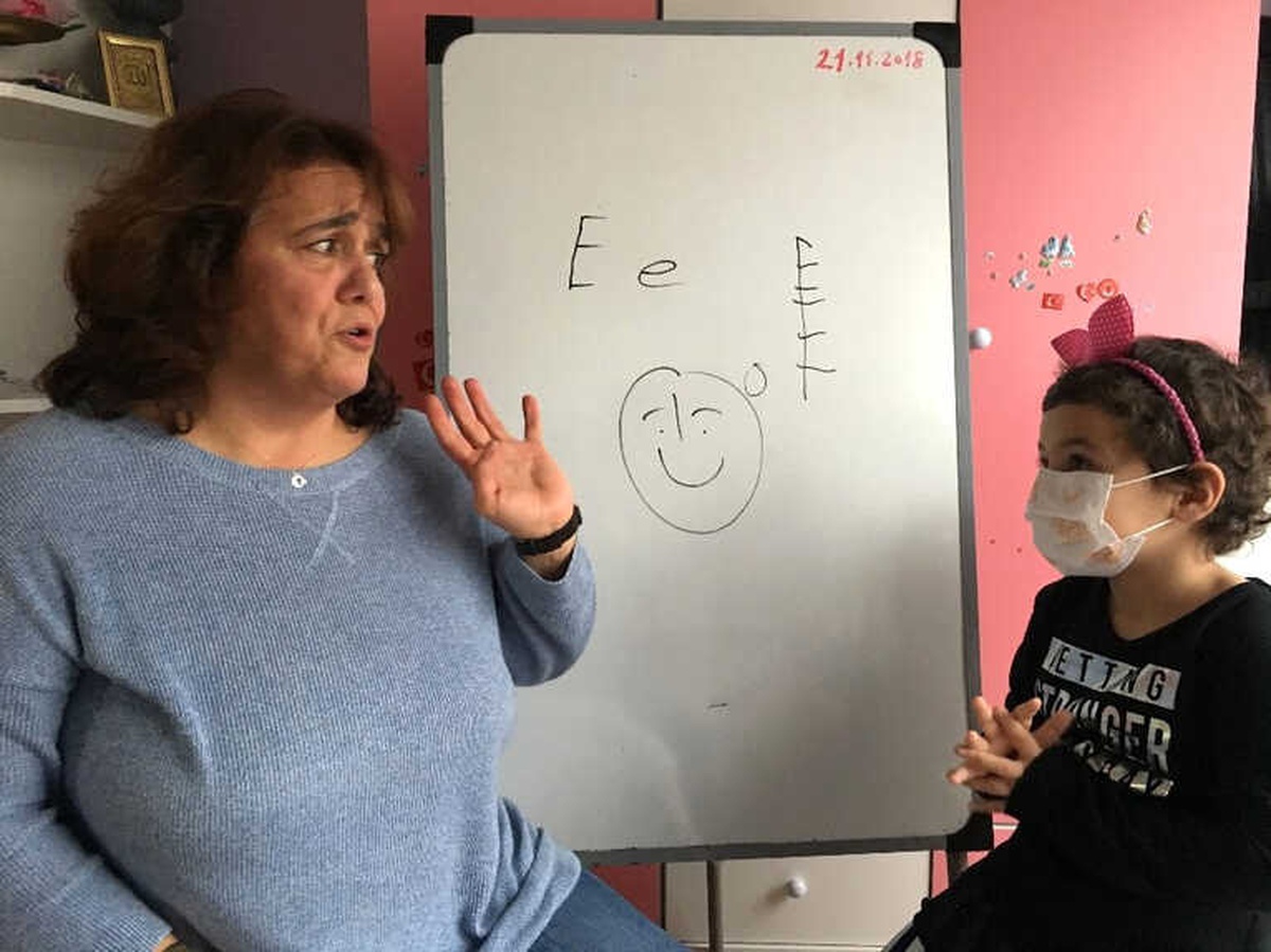 Lösemi Hastası Minik Medine Öğretmenine Kavuştu