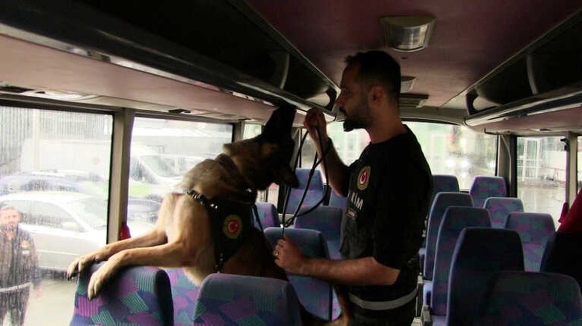 Sarp Sınır Kapısı\'nda Son 10 Ayda 100 Kaçakçılık Olayına Engel Olundu