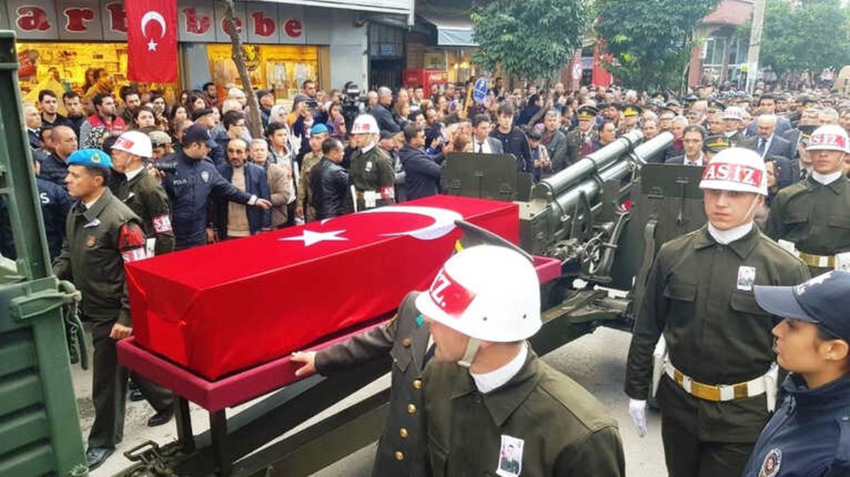 Şehit Teğmen Son Yolculuğuna Uğurlandı