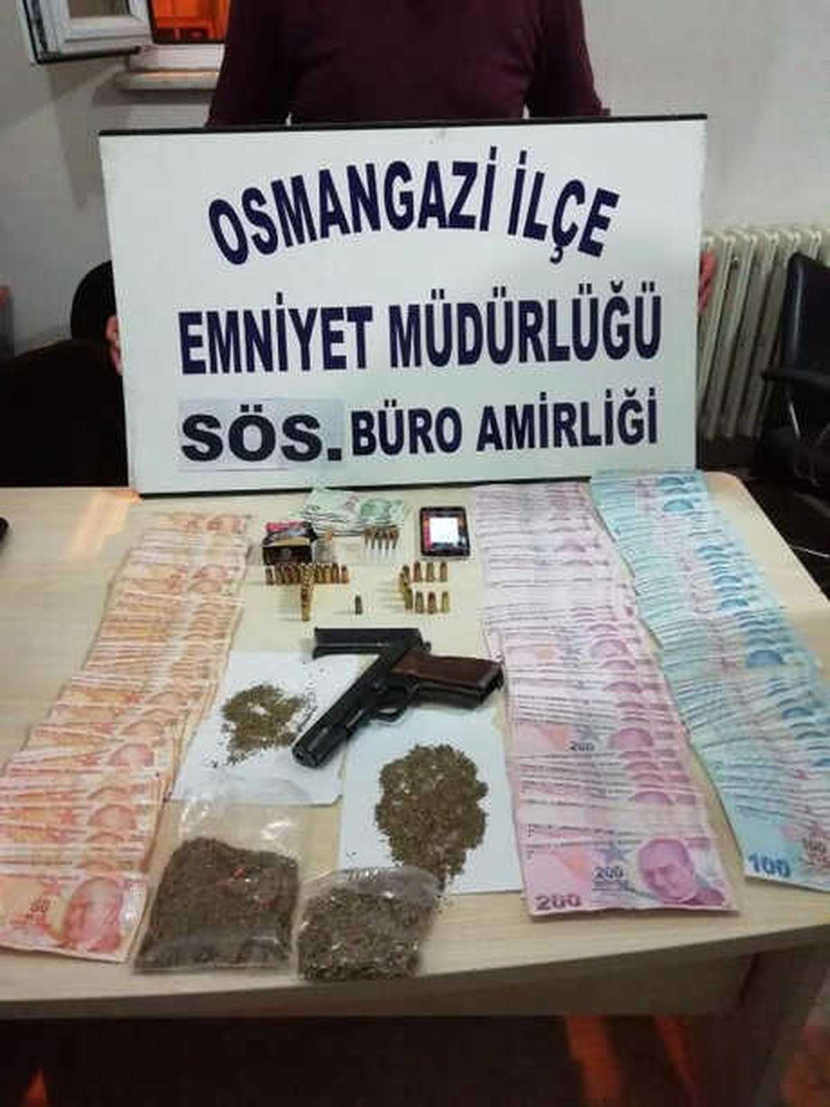 Silah ve Uyuşturucu Operasyonunda Bilanço: 175 Gözaltı