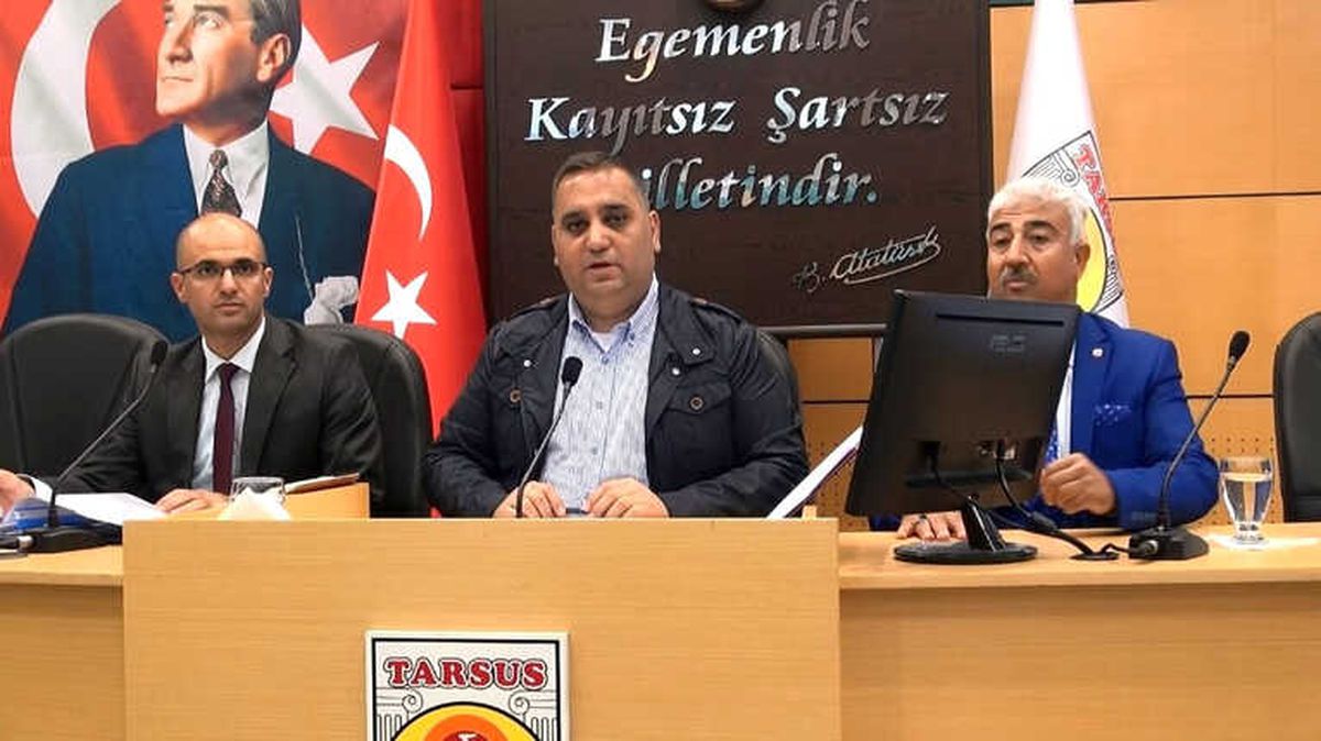 Tarsus Belediyesi\'nde Khk ile Kadroya Geçen Personelin Toplu Sözleşme Sevinci