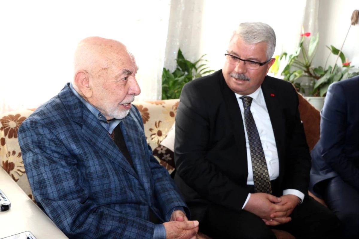 Yozgat\'ta Emekli Öğretmene Vefa Ziyareti