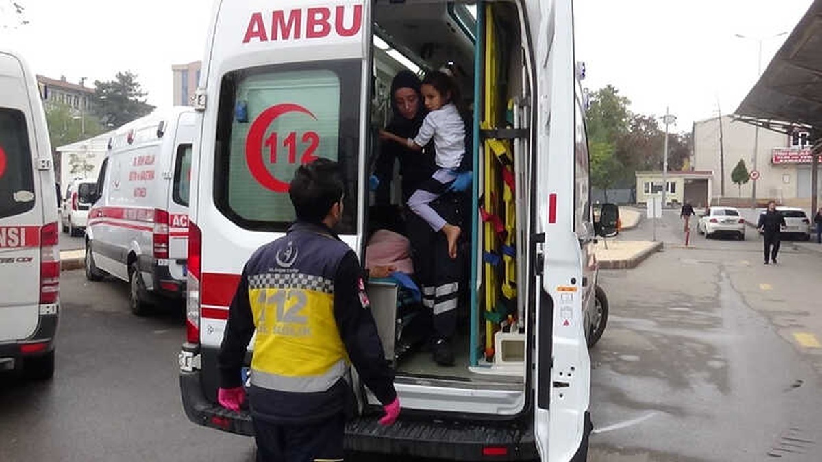 Anne, Kendisini ve 2 Kızını da Zehirlenmekten Kurtardı