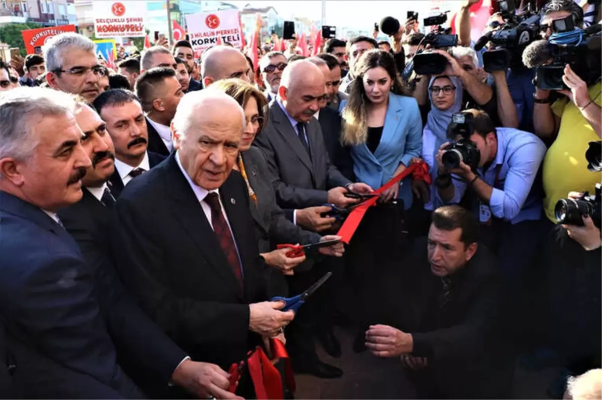 Bahçeli Antalya\'da Partisinin İl Binasını Açtı