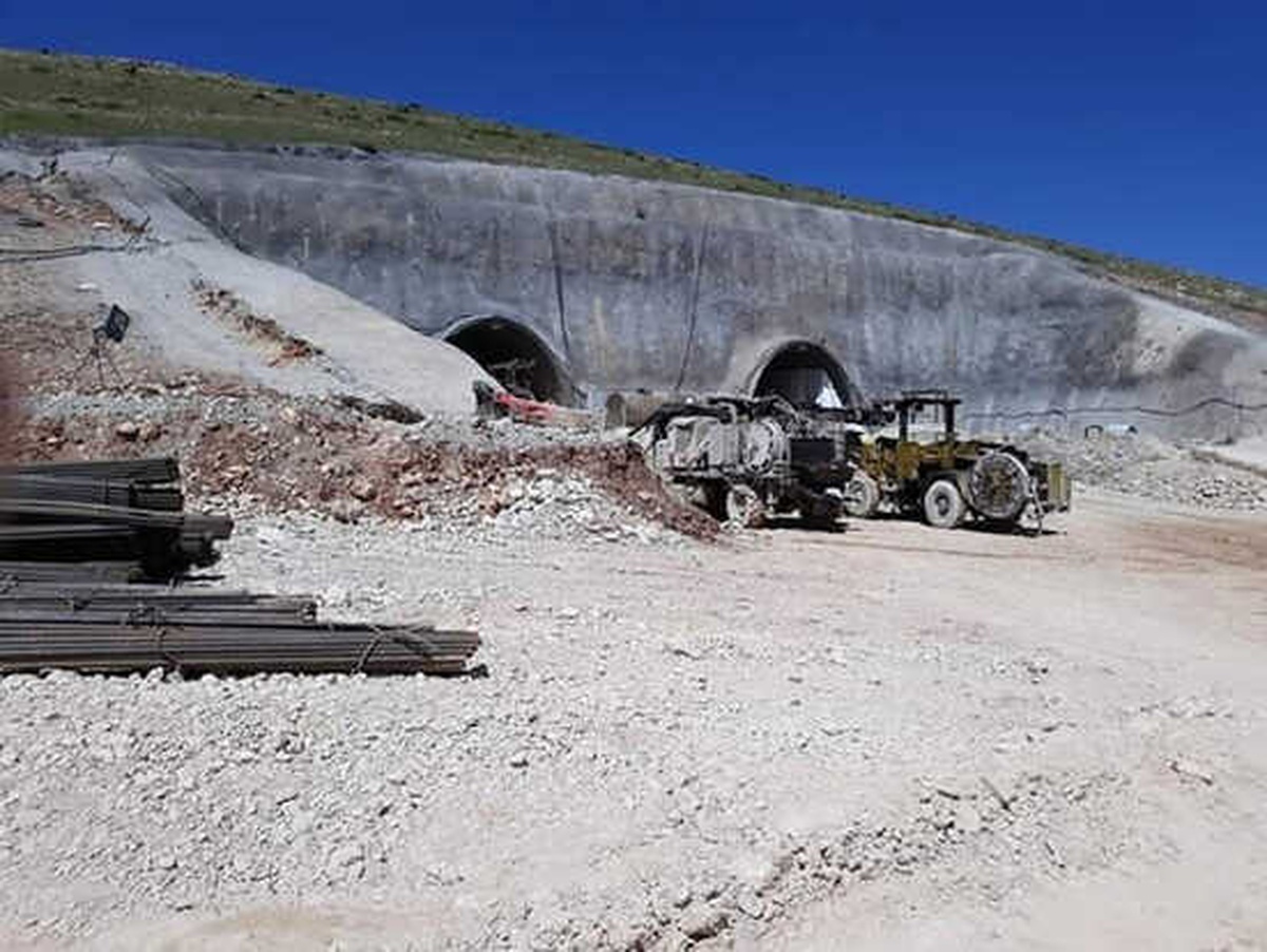 Çalıştığı Kamyonun Altında Kalarak Öldü