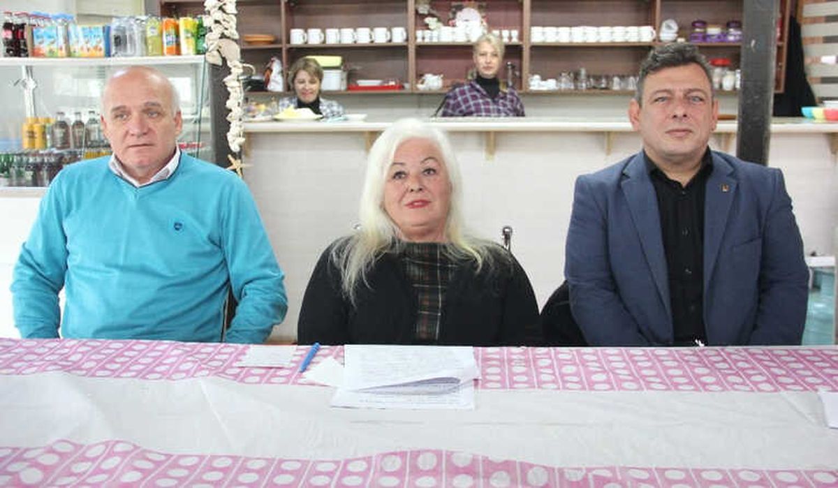 Engellilerden Toplu Taşıma Araçlarına Asansör Talebi