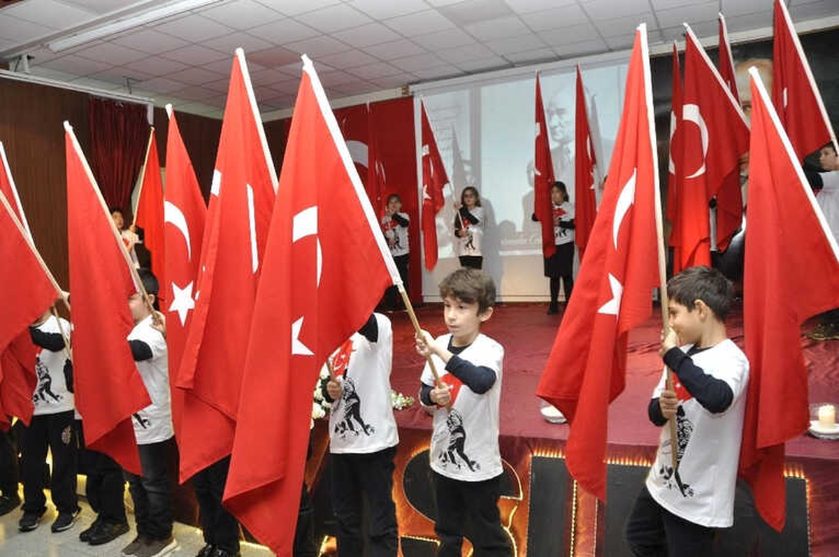 Gkv\'de Öğretmenler Günü Coşkusu