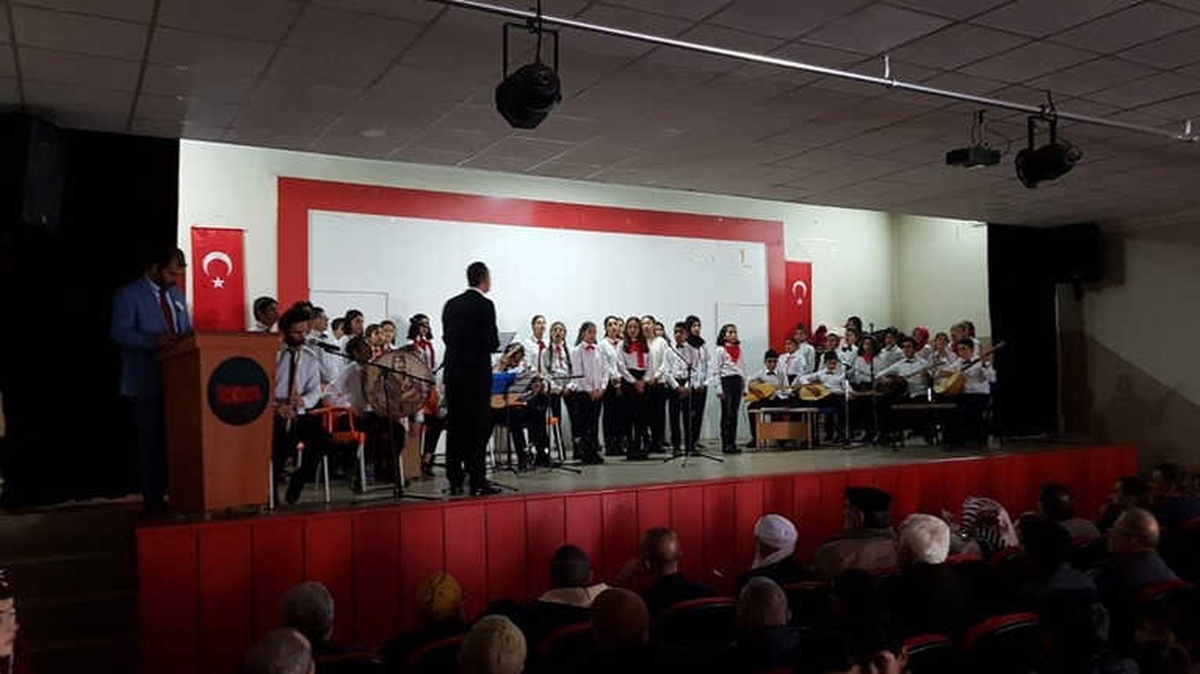 Kağızman\'da, \'Peygamberimiz ve Gençli\' Konulu Konferans Düzenlendi