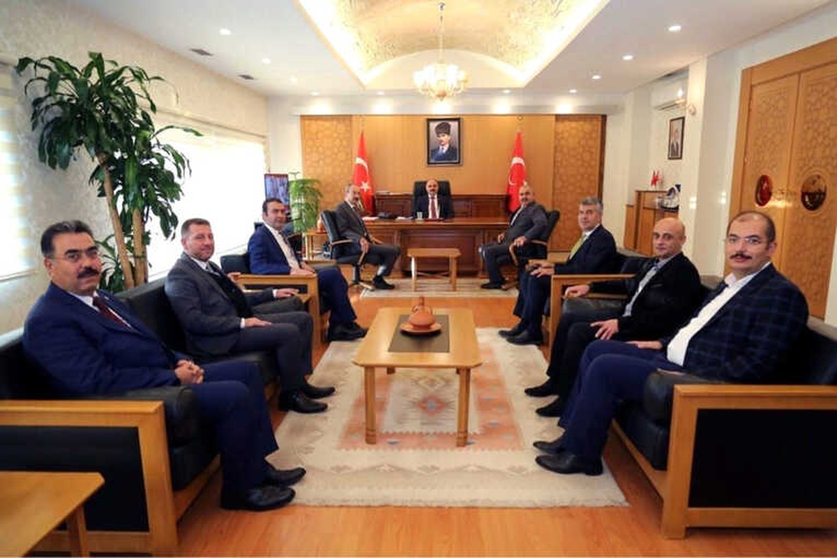 Kto Heyetinden Kayseri Valisi Şehmus Günaydın\'a Ziyaret