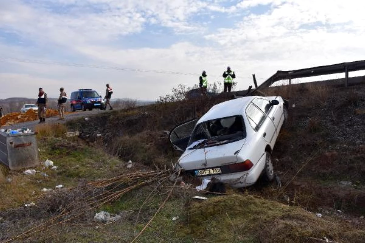 Şarampole Düşen Otomobilin Sürücüsü Ağır Yaralandı