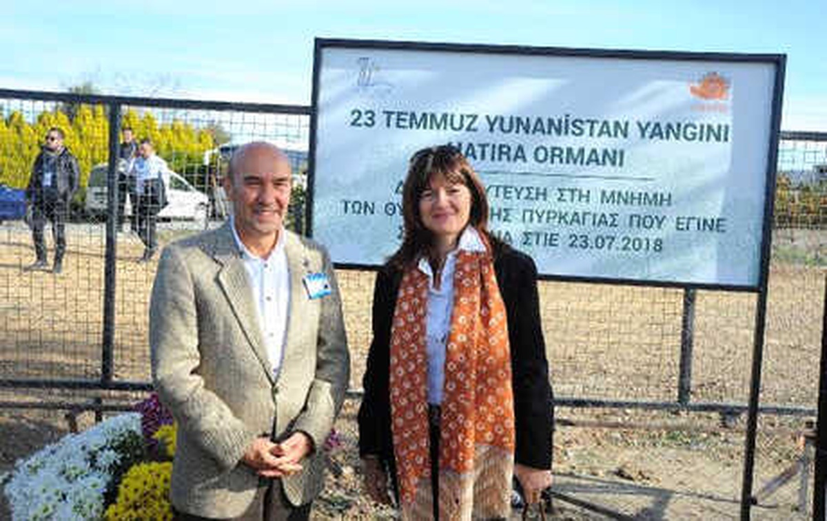 Yunanistan\'daki Yangında Ölenler Anısına Hatıra Ormanı