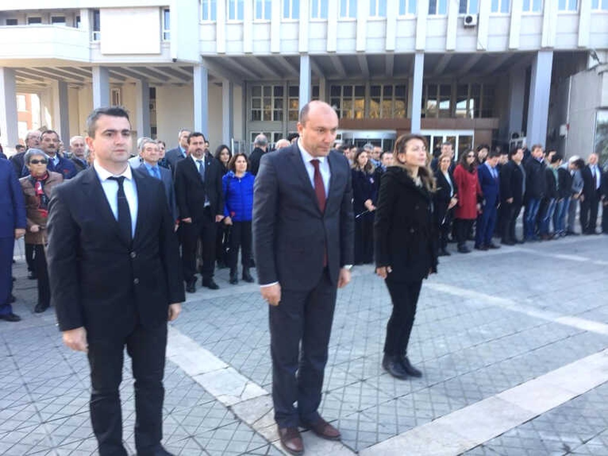 Zonguldak\'ta Öğretmenler Günü Kutlandı