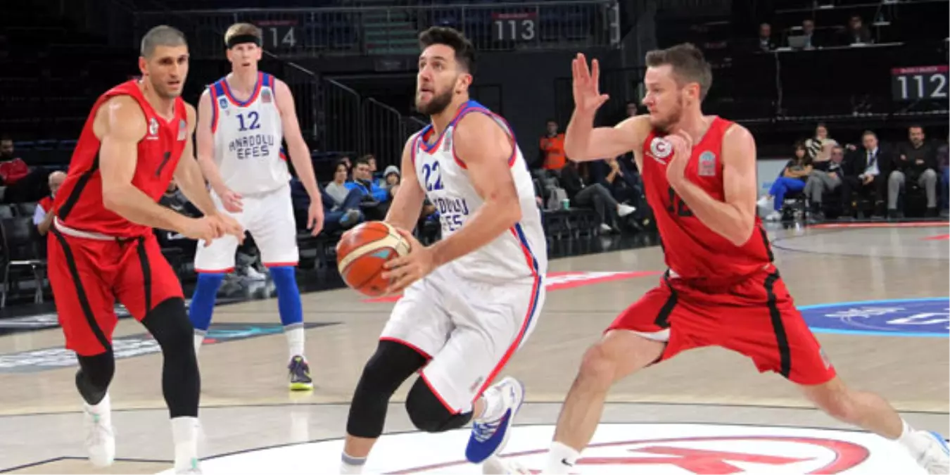 Anadolu Efes: 88 - Gaziantep Basketbol: 81