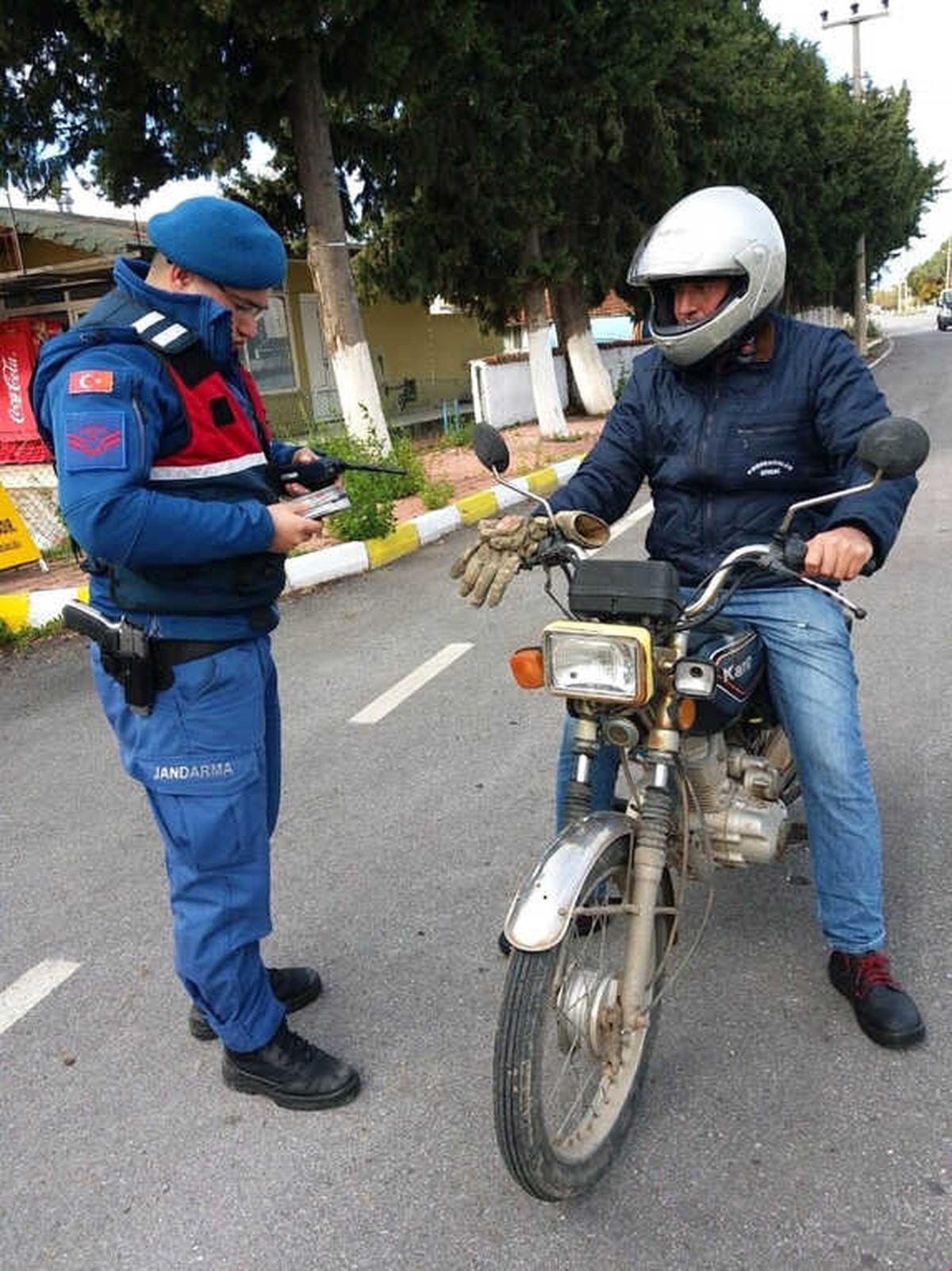 Balıkesir\'de Jandarmadan Güven ve Huzur Operasyonu