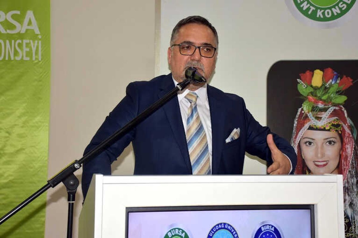 Bursa\'nın Halk Oyunları Masaya Yatırıldı