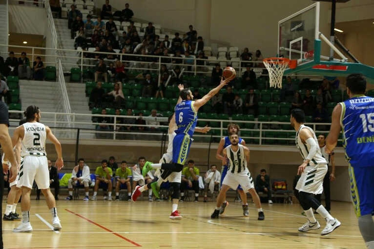 Denizli Basket Bornova Belediyespor\'u Farklı Geçti