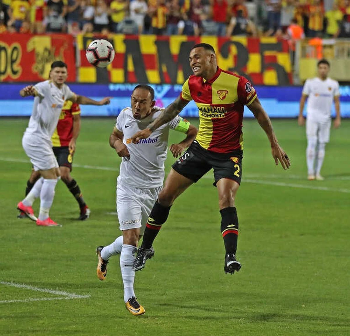 Göztepe Lideri Konuk Ediyor