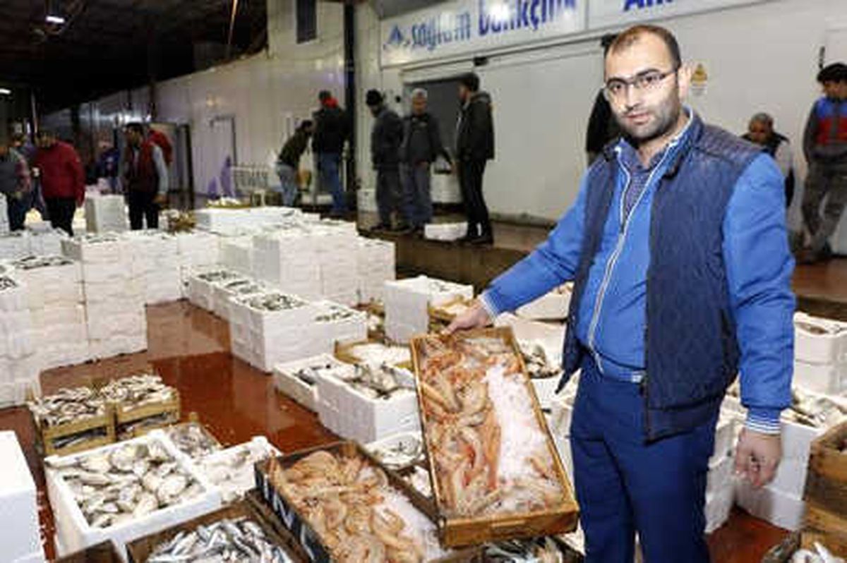 Pazardaki Balık Fiyatları, Hali 3\'e Katlıyor