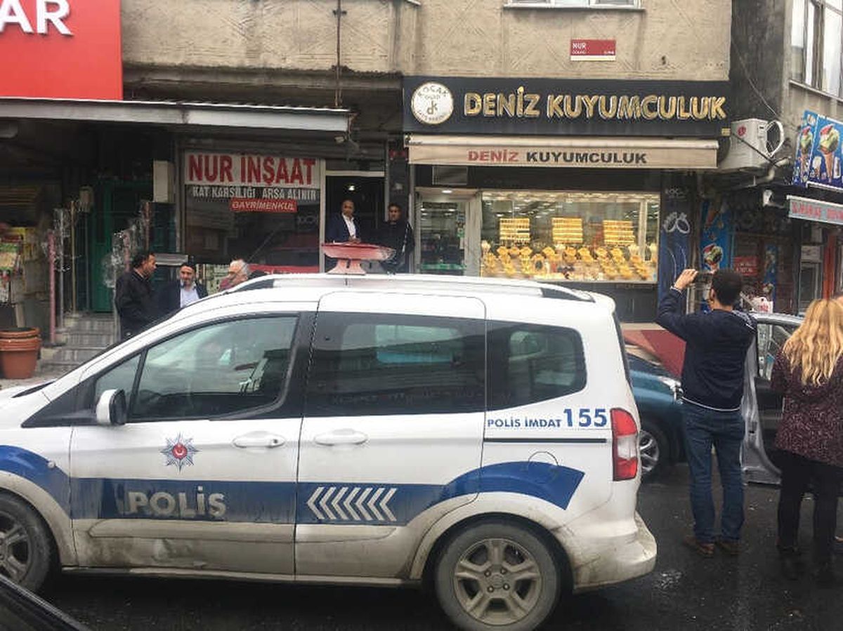 Başakşehir\'de 4,5 Kilo Altının Çalınma Anı Kamerada