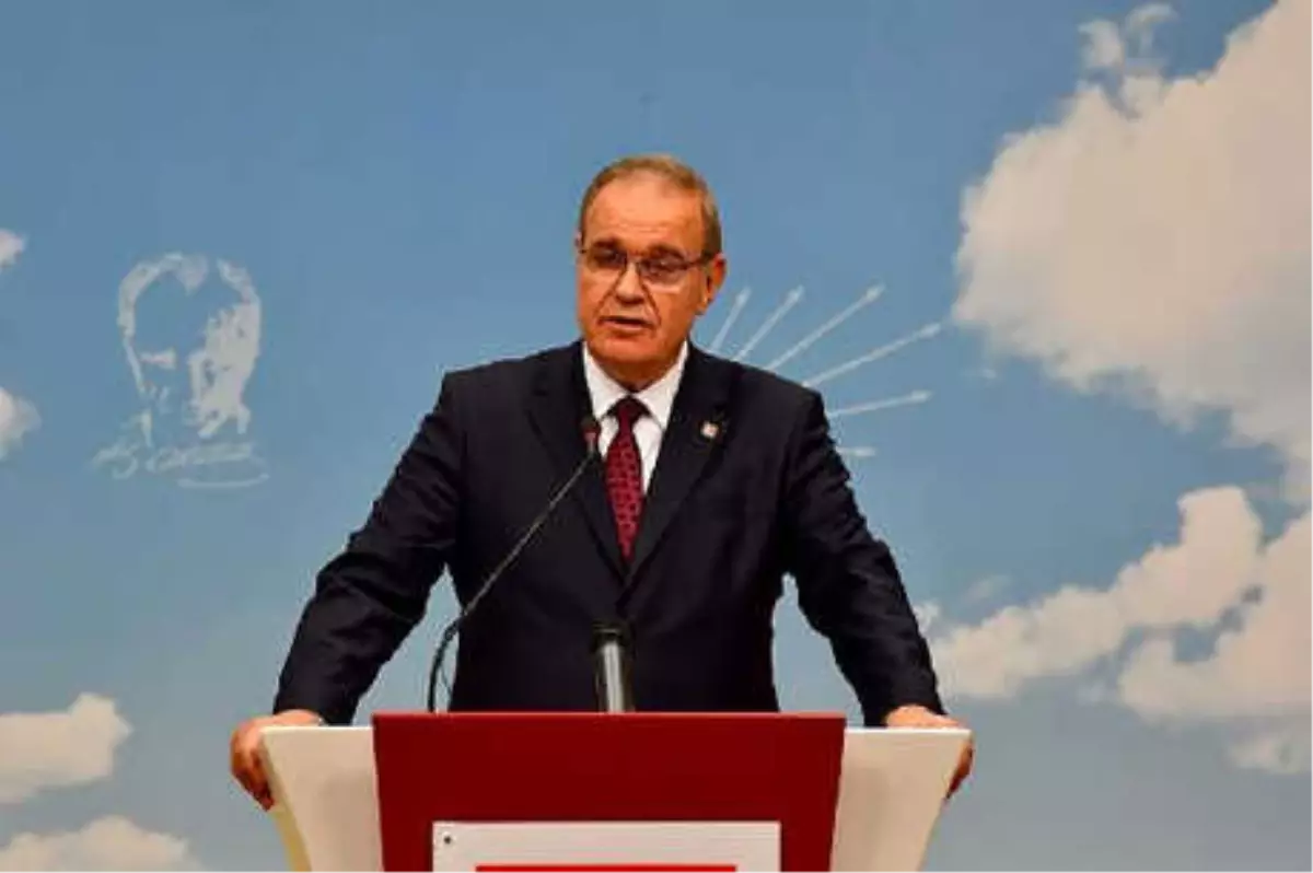 CHP\'li Öztrak: CHP\'yi Terörle Yan Yana Getirmek Edep Yoksunluğudur