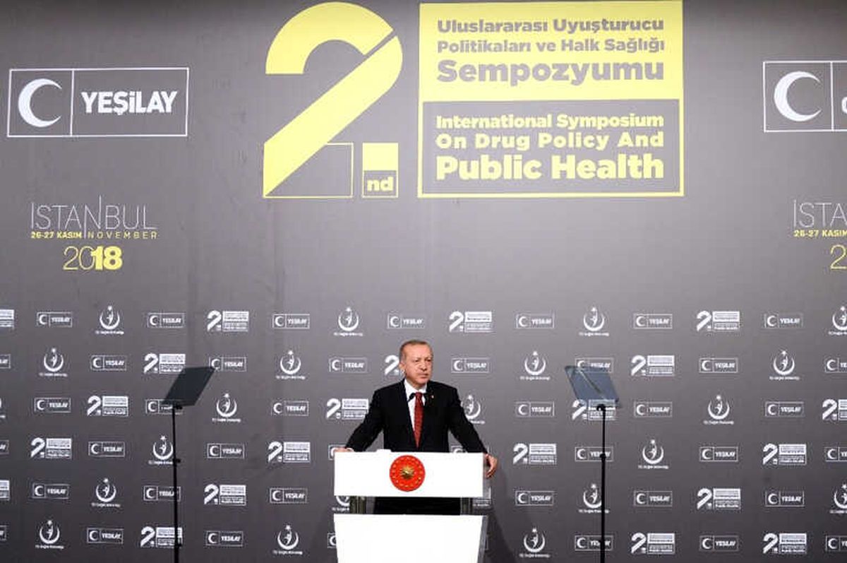 Cumhurbaşkanı Erdoğan\'dan Elektronik Bağımlılık Uyarısı