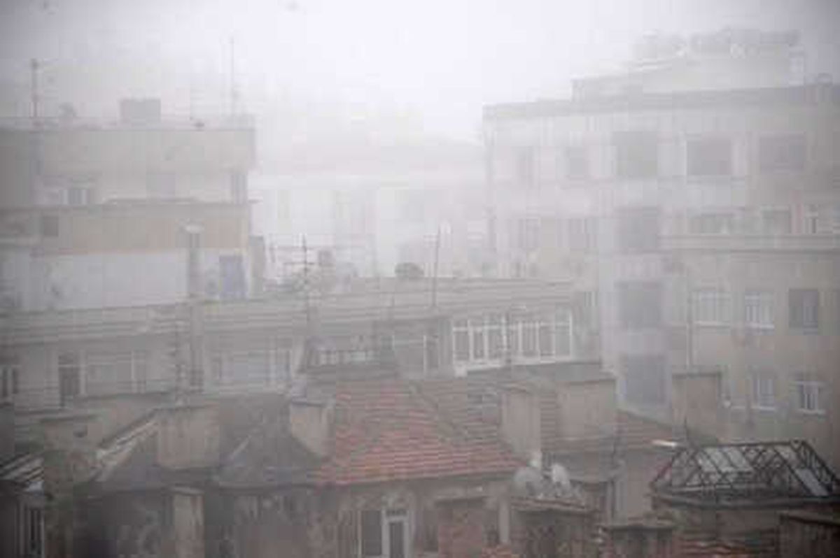 Diyarbakır\'da Yoğun Sis Nedeniyle Uçak Seferleri İptal Edildi