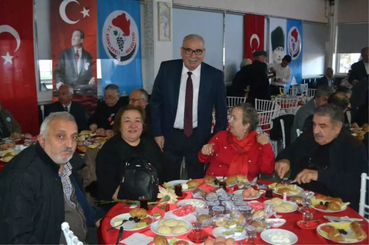 Emekli Öğretmenler Unutulmadı