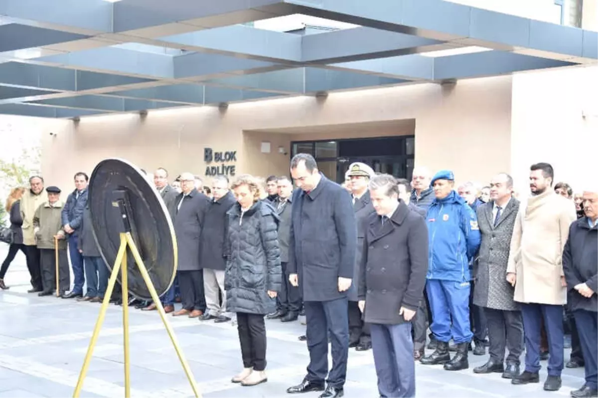 Lapseki\'de 24 Kasım Öğretmenler Günü Kutlamaları