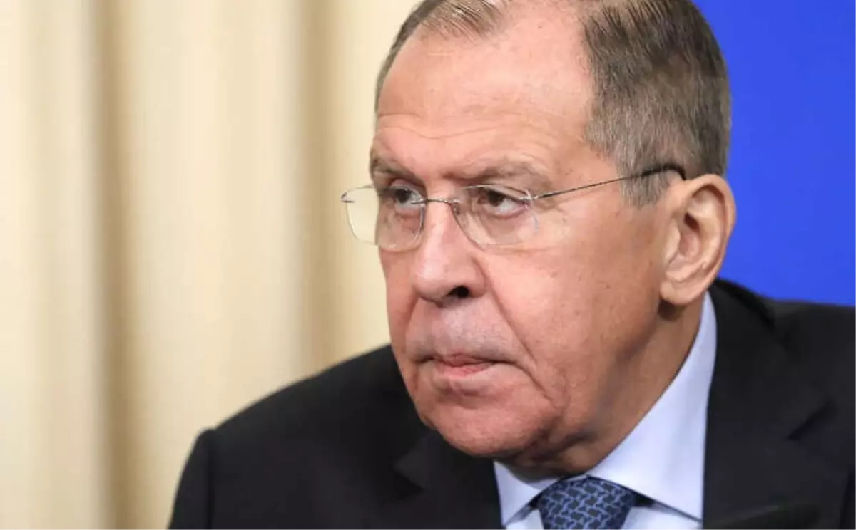 Lavrov: "Ukrayna Gemileri Tehdit Oluşturdu"