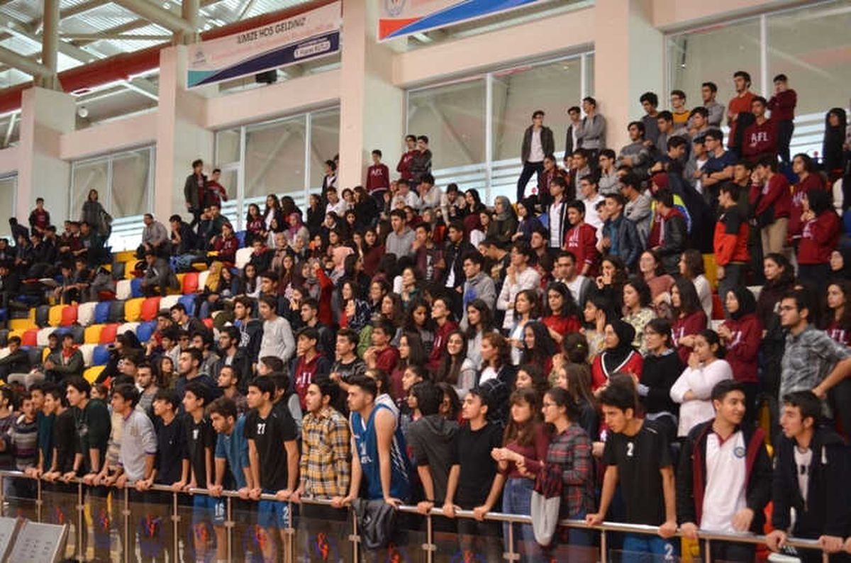 Maçlara Taraftarın İlgisi Artıyor