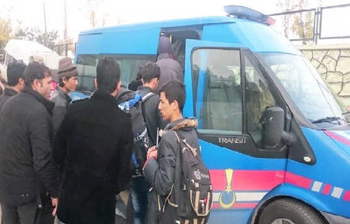 Malatya\'da 33 Kaçak Göçmen Yakalandı