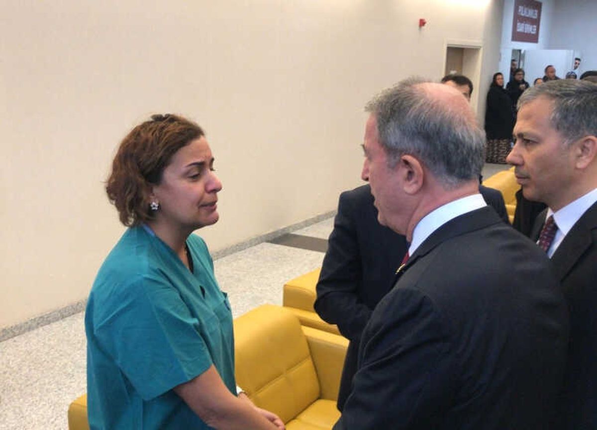 Milli Savunma Bakanı Hulusi Akar, Yaralı Askerin Durumu Hakkında Bilgi Aldı