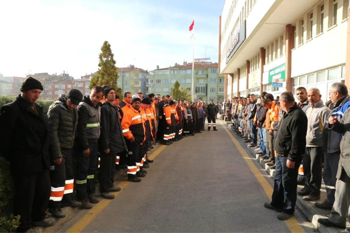 Niğde Belediye Başkanı Rifat Özkan\'a Duygusal Karşılama