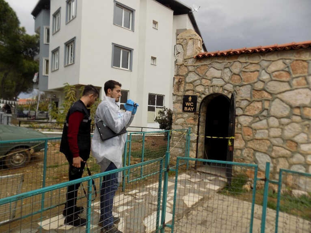Pazarcı Yaşlı Adam Tuvalette Hayatını Kaybetti