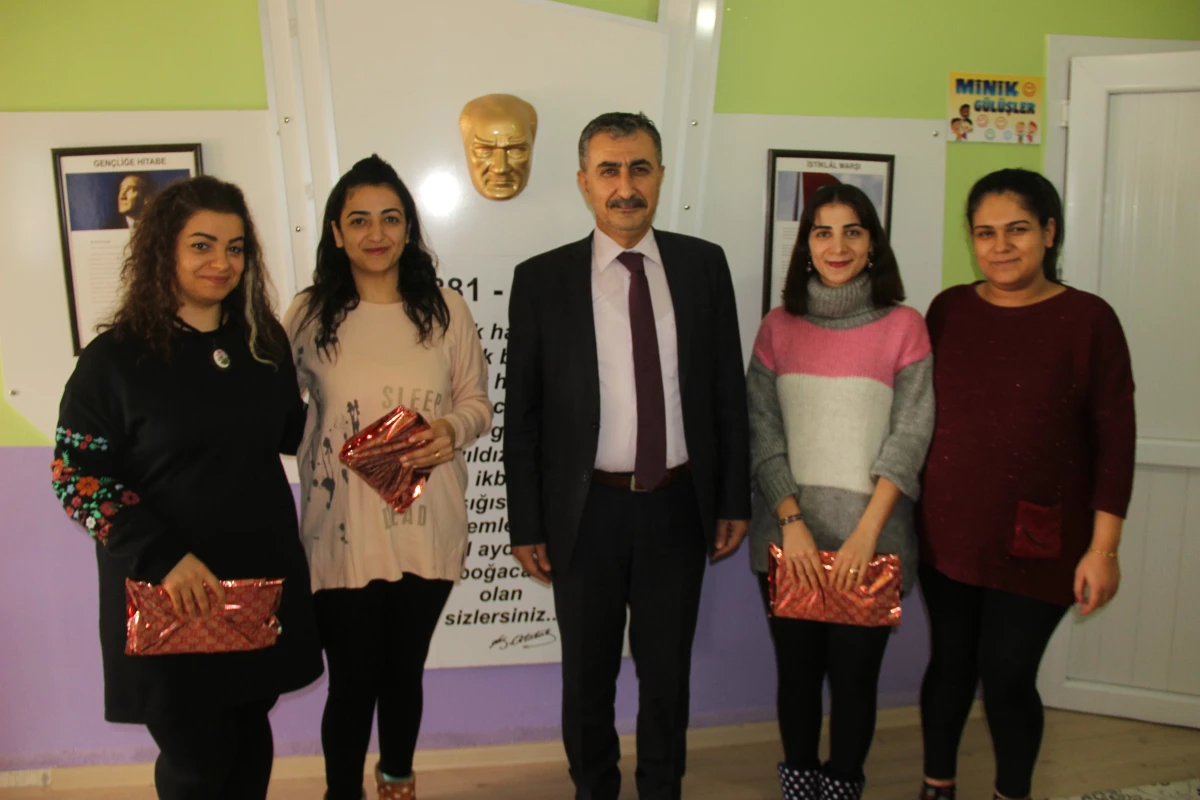 Samandağ Belediyesi Kreş Ve Gündüz Bakımevinde Öğretmenler Günü Kutlandı