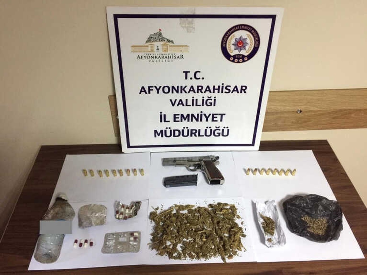 Sokak Satıcılarına Yönelik Uyuşturucu Madde Operasyonu