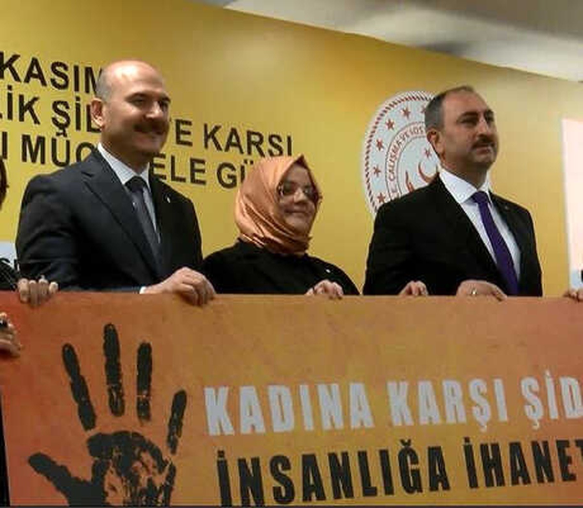 Soylu: Hdp\'lilerin Kadına Şiddeti Gündeme Getirdiğini Göremezsiniz, Patronları Kızar