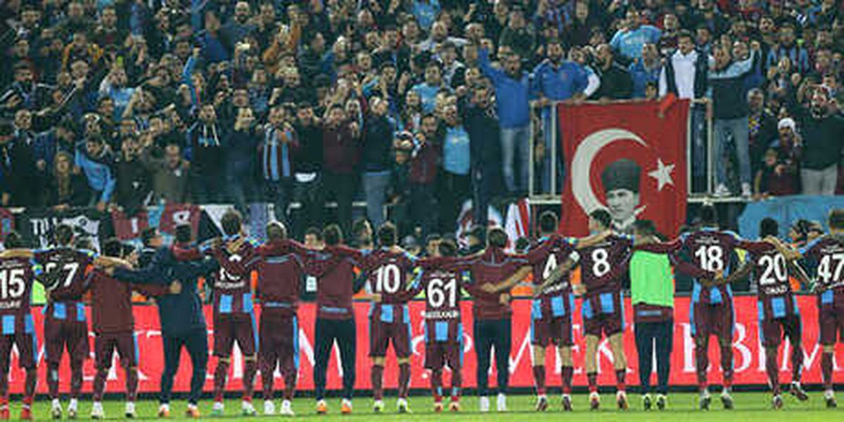Trabzonspor\'da Seyirci Rekoru! Prim Dopingi...