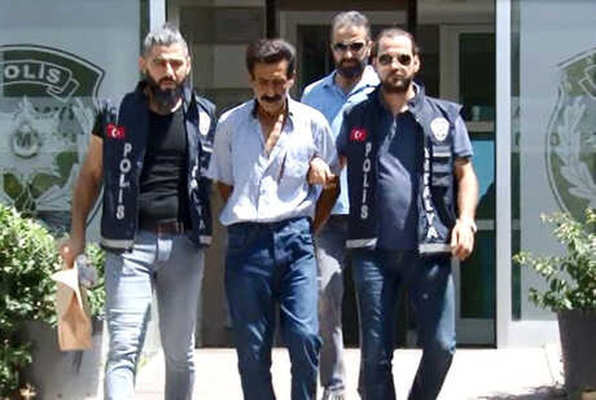 9 Bıçak Darbesiyle Öldürdü, \'Tesadüfen Denk Gelmiş\' Dedi
