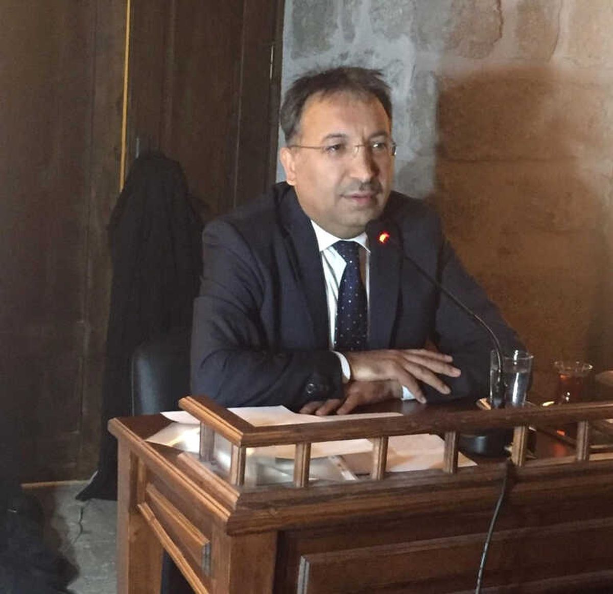 Arpaguş: "Mevlevihaneler İnsanı İnsan Eder"
