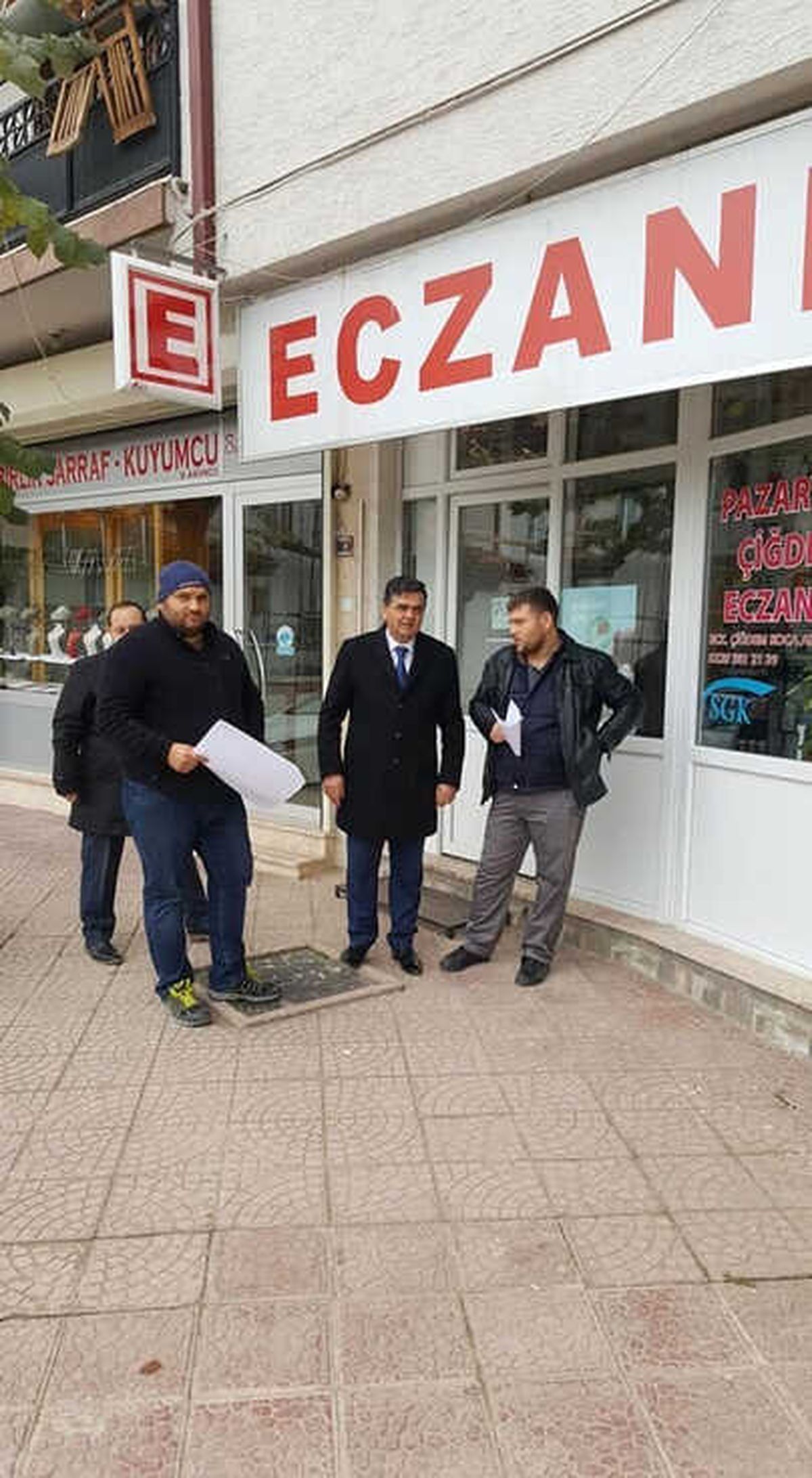 Başkan Yalçın \'Sokak Sağlıklaştırma Projesi\' Çalışmalarını Yerinde İnceledi