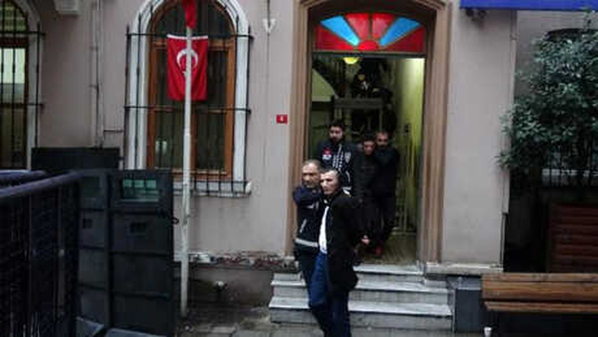 Beyoğlu\'ndaki Cezayirli Cinayetinde 4 Tutuklama