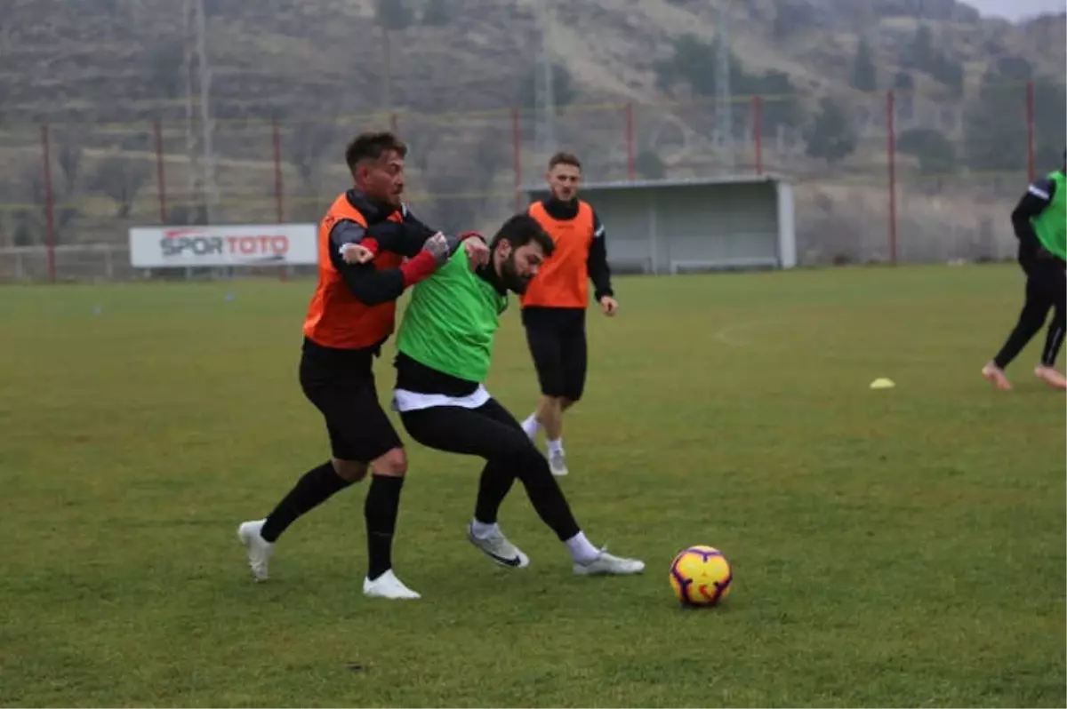 Evkur Yeni Malatyaspor Akhisarspor Maçı Hazırlıklarına Eksik Başladı