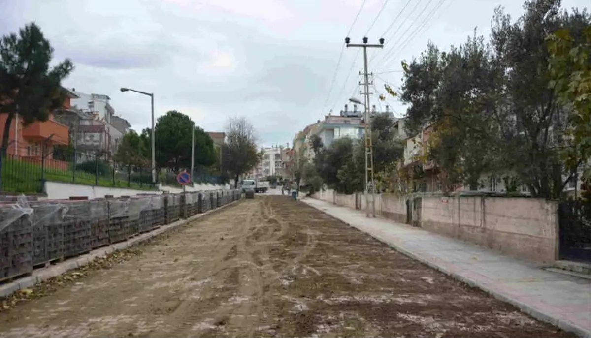 Gençlik Caddesi\'nde Çalışmalar Başladı