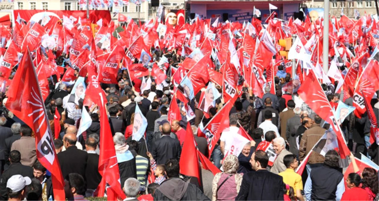 Nihat Zeybekçi\'nin İzmir Adaylığının Ardından, CHP\'li Alaattin Yüksel Adaylık Dosyasını Başkanlığa Sundu