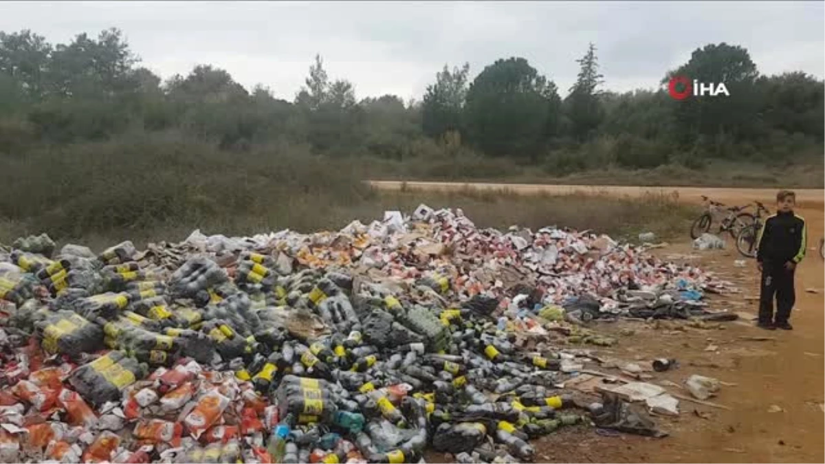 Ormana Atılan Tarihi Geçmiş Ürünlerin Tüketildiği İhbarı Jandarmayı Alarma Geçirdi