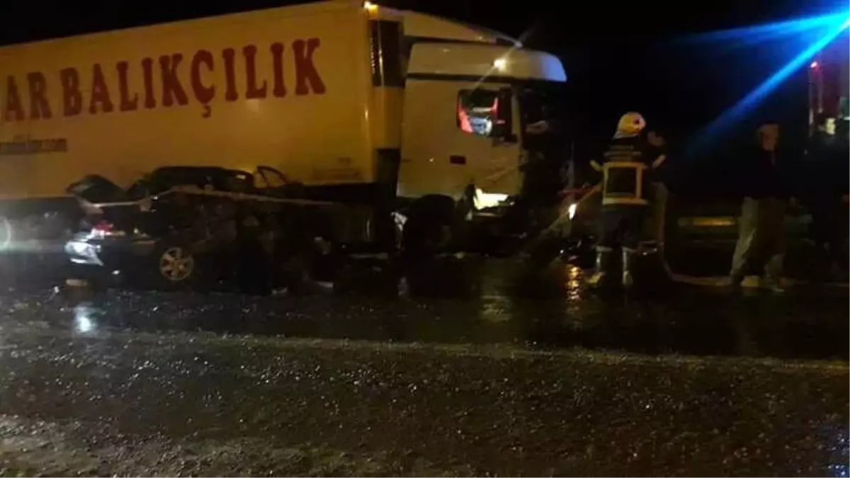 Otomobili ile Ters İstikamete Giren Uzman Çavuş Hayatını Kaybetti